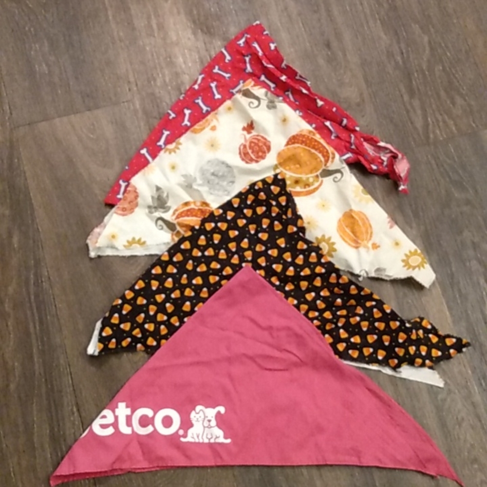 🖐️FREE🖐️Set of 4, Medium - Large dog neck handkerchief